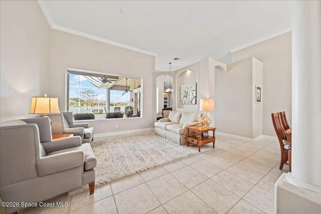 Photo of 1050 Starling Way