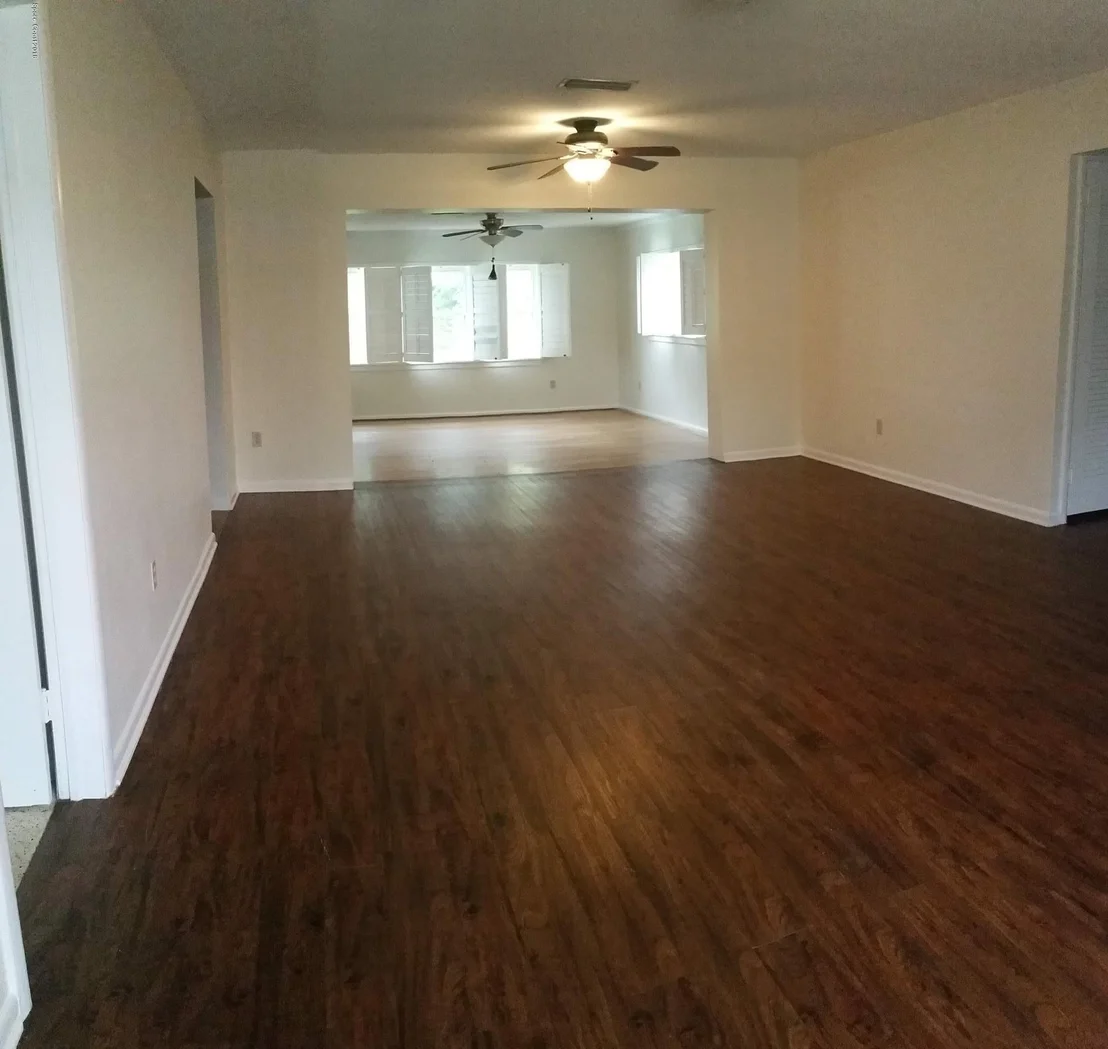 Photo of 310 Bunker Street