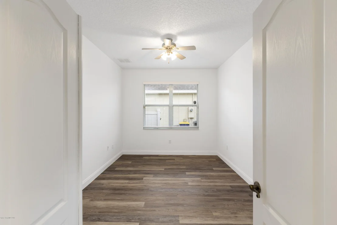 Photo of 1600 Bridgeport Circle