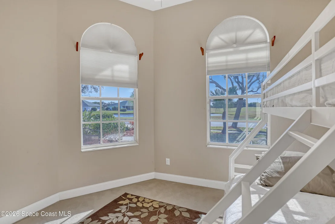 Photo of 2410 Golf Vista Boulevard