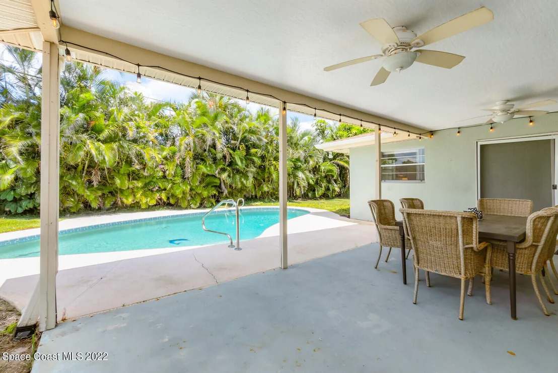 Photo of 640 Hibiscus Drive
