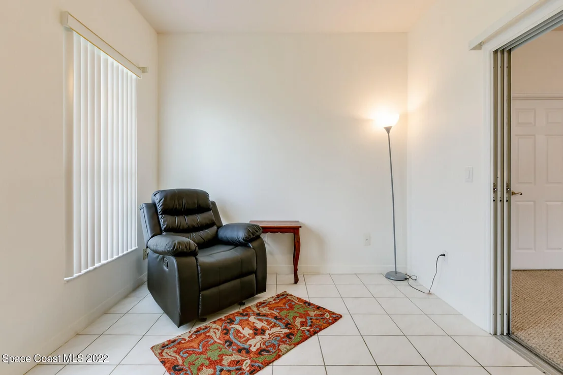 Photo of 991 S Fork Circle