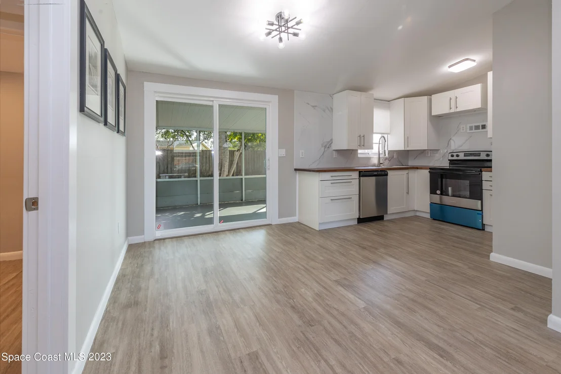 Photo of 955 Vangi Lane NE
