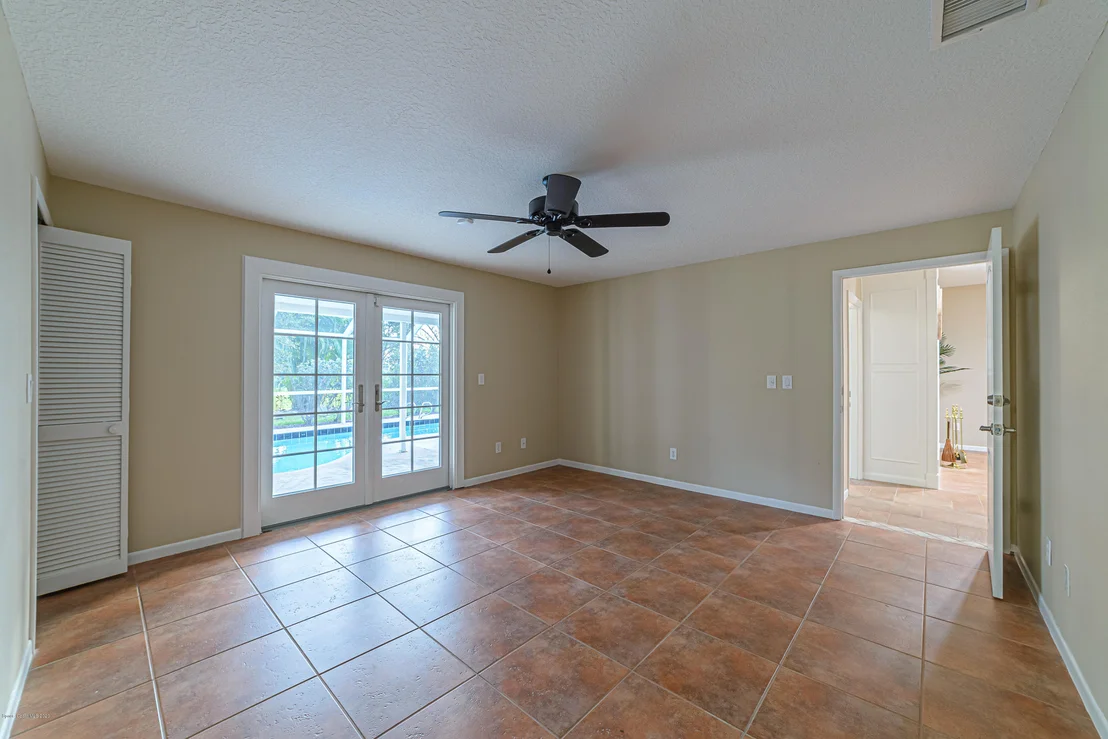 Photo of 1035 Park Ridge Place