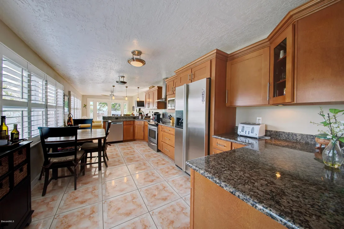 Photo of 469 Angelo Lane
