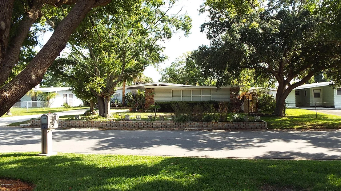Photo of 1041 George Avenue