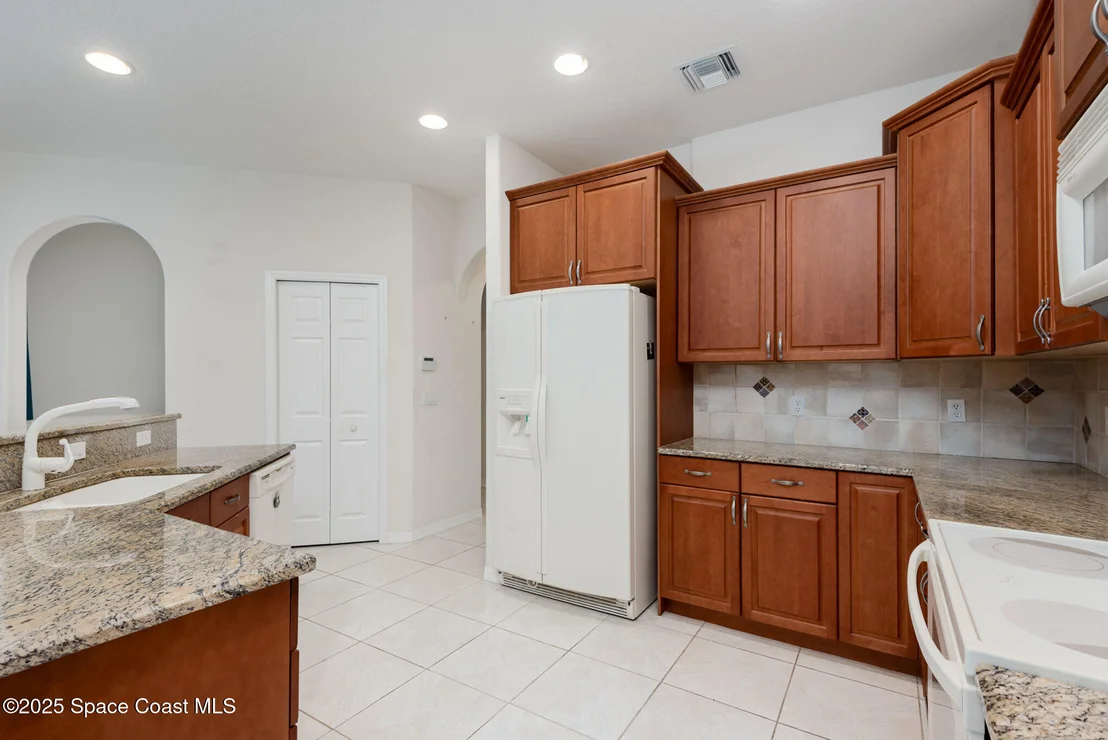 Photo of 2423 Woodfield Circle