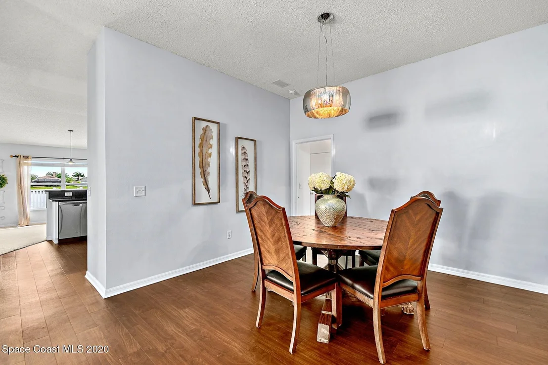 Photo of 3291 Merrick Avenue