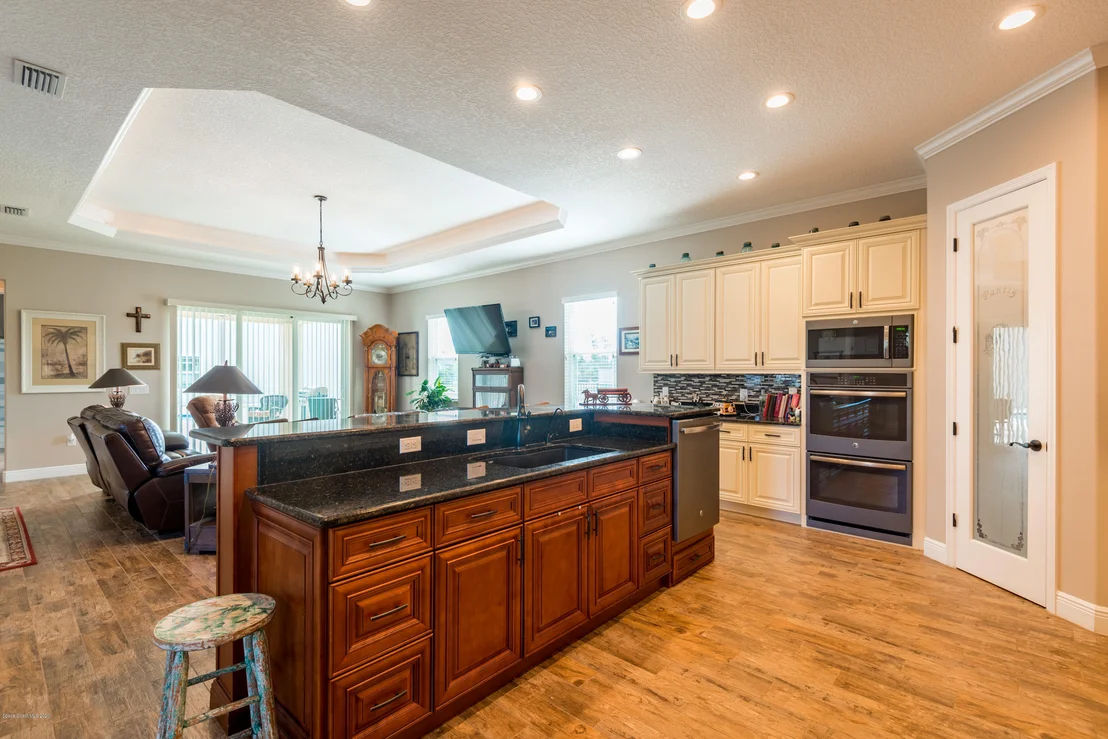 Photo of 1805 Benjamin Road