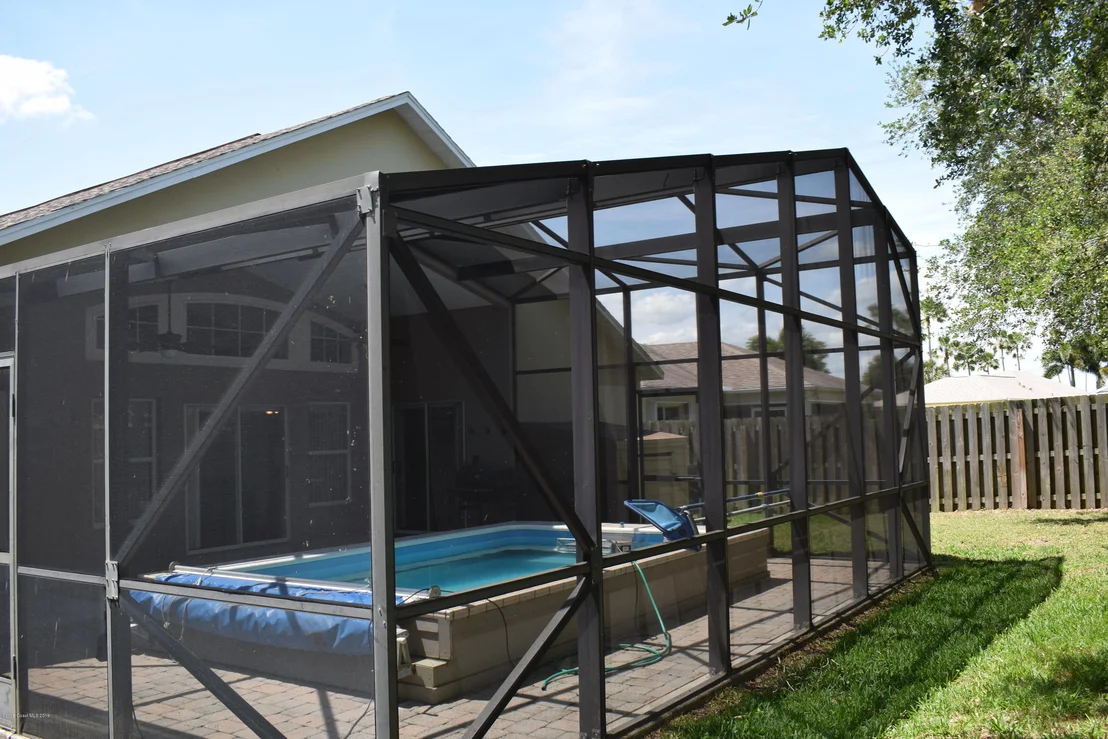 Photo of 8512 Ivanhoe Drive