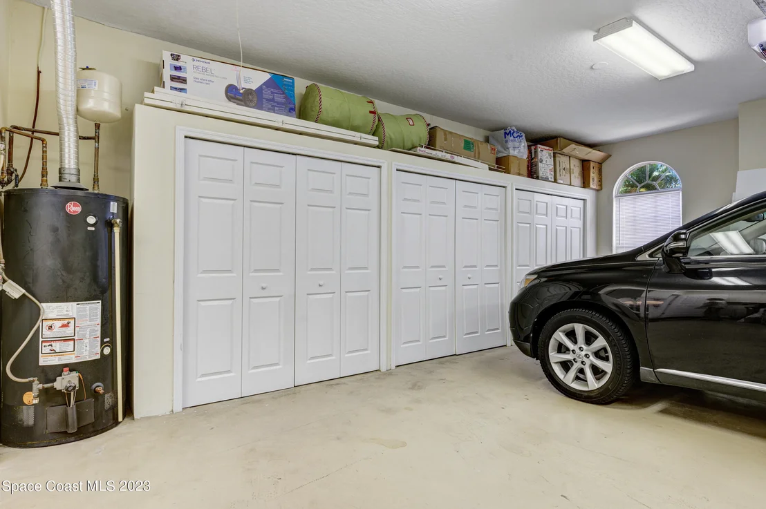 Photo of 335 Lanternback Island Drive