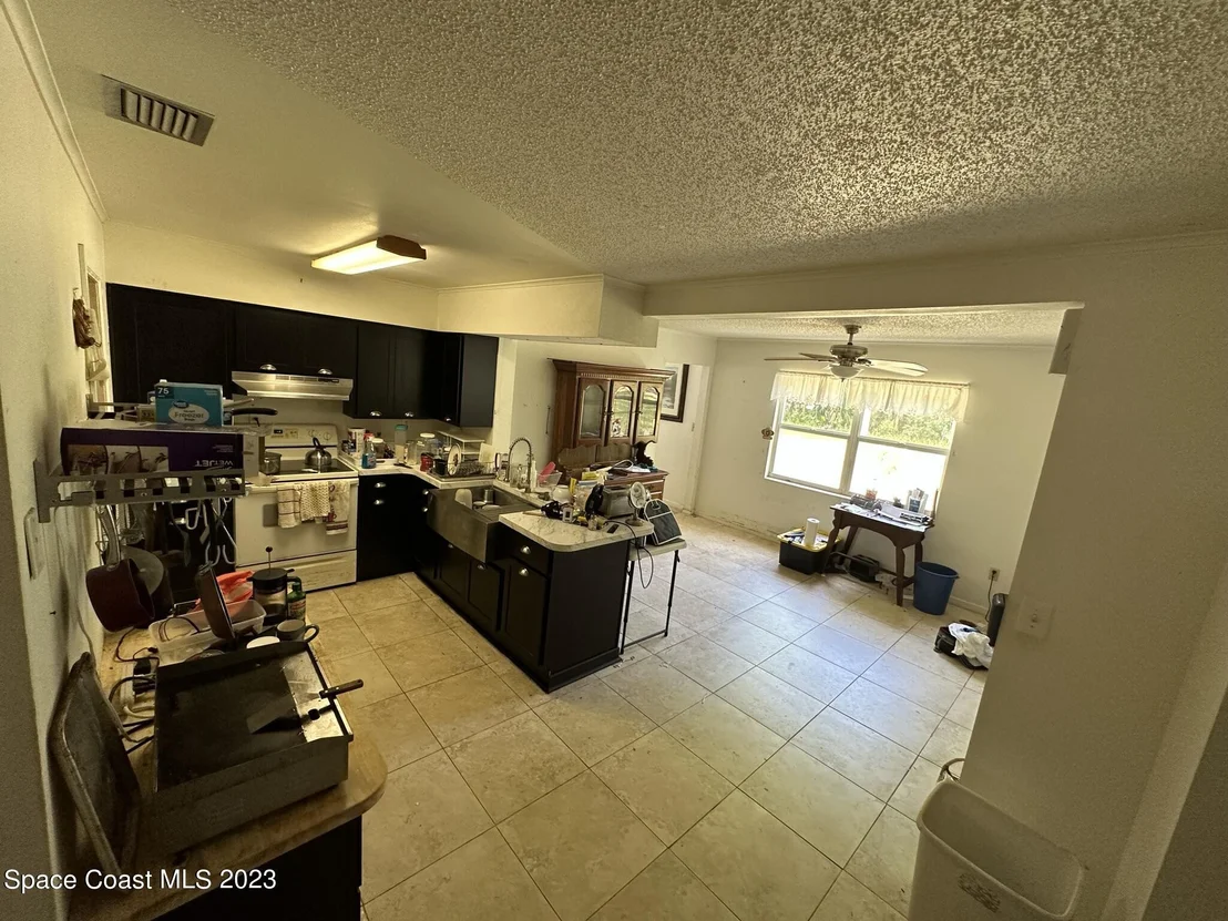 Photo of 5995 Palm Street