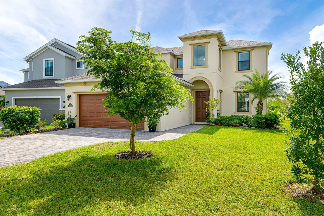 Photo of 2890 Casterton Drive