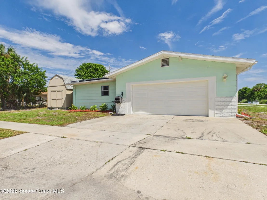 Photo of 944 Lance Street
