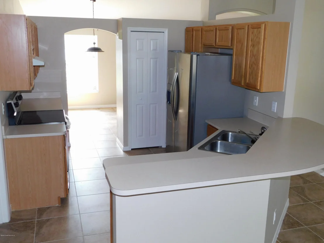 Photo of 1083 Del Mar Circle