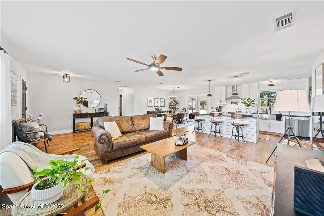 Photo of 3273 Fairview Drive