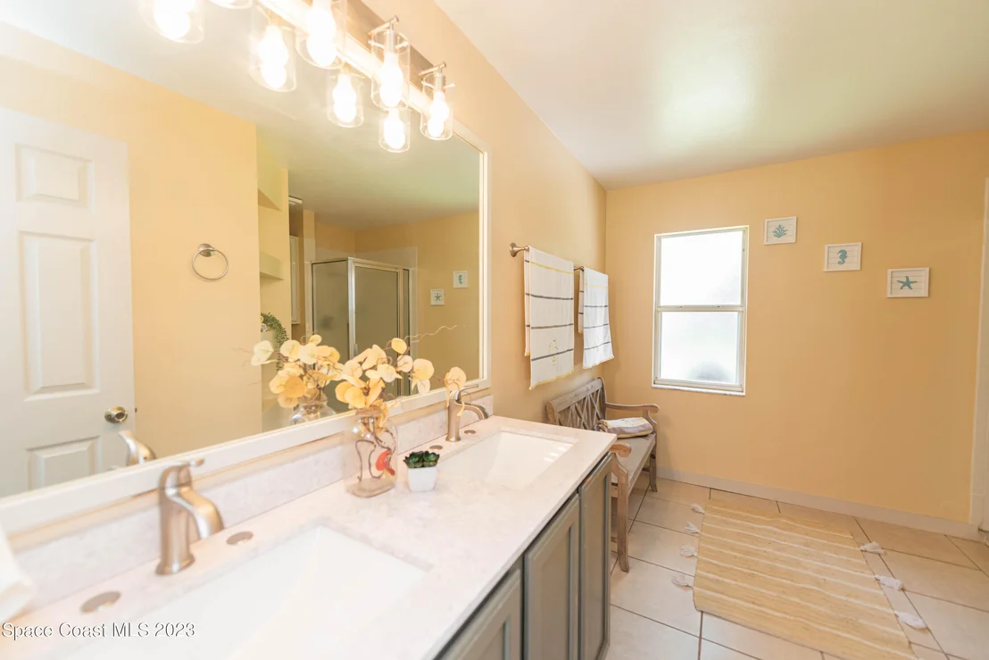 Photo of 5855 Granite Lane