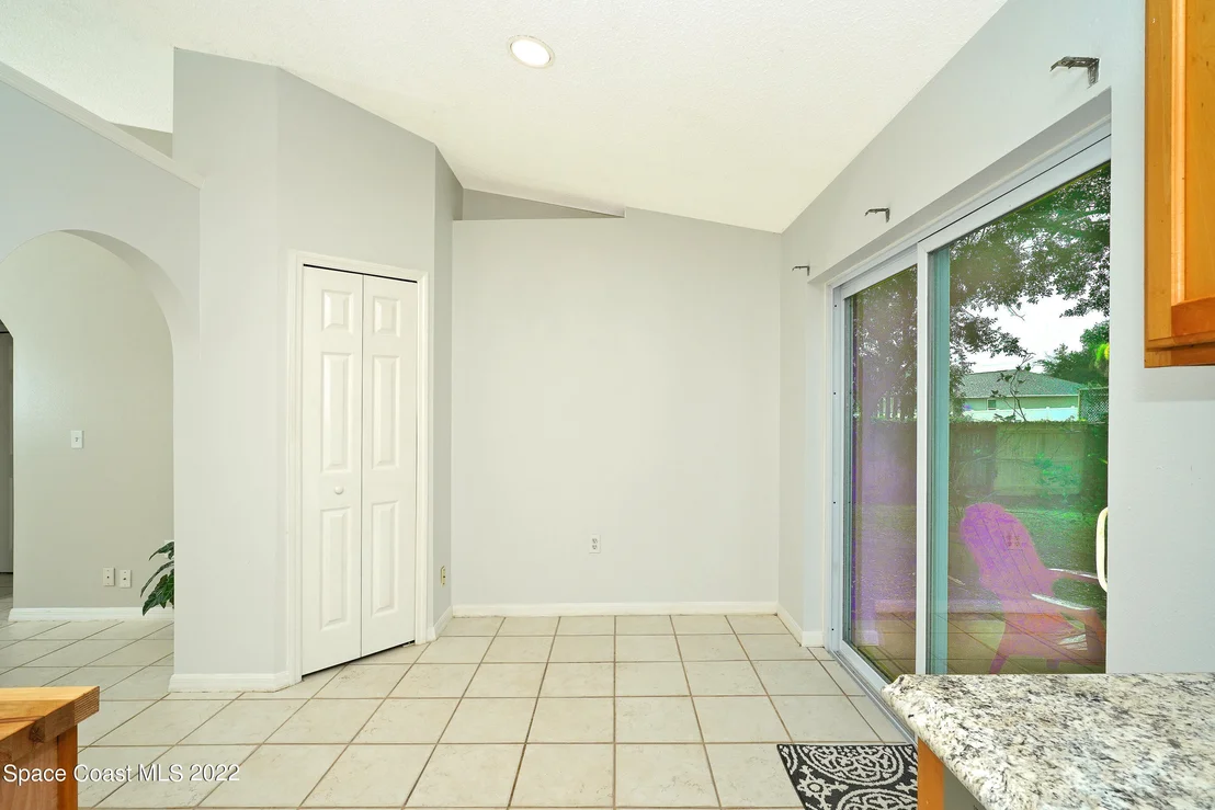 Photo of 6245 Chapman Street