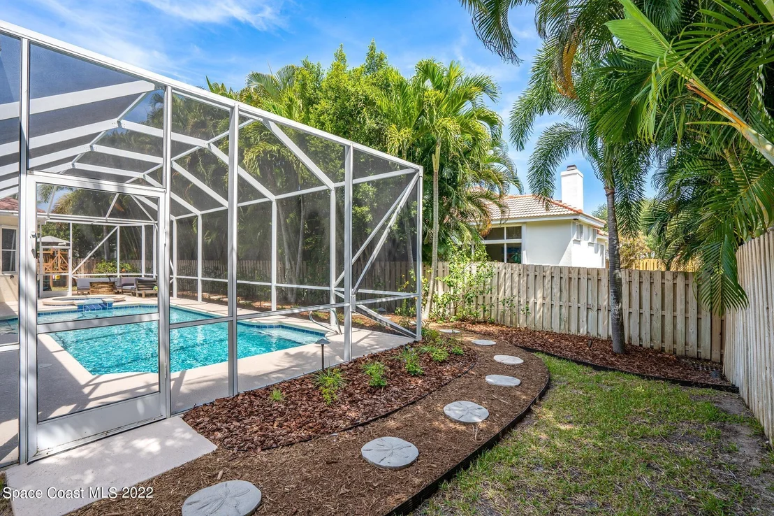 Photo of 356 Southampton Drive