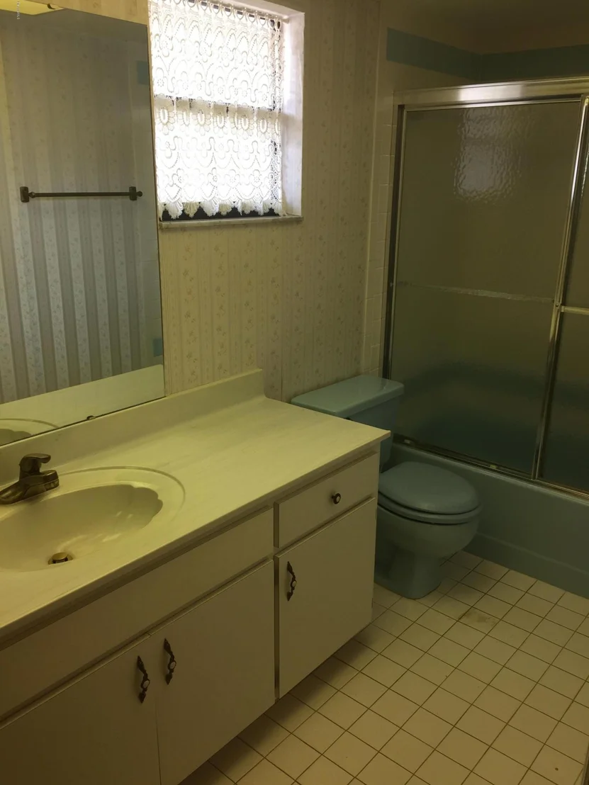 Photo of 1735 Figtree Drive