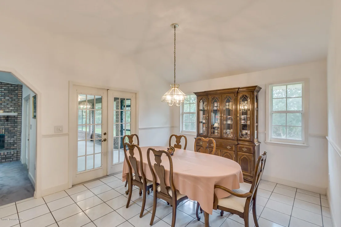 Photo of 2035 Grant Road