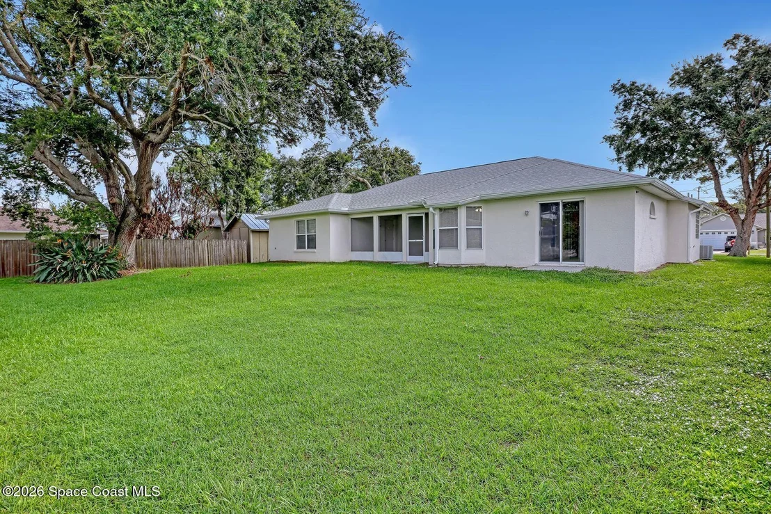Photo of 6780 Bermuda Avenue