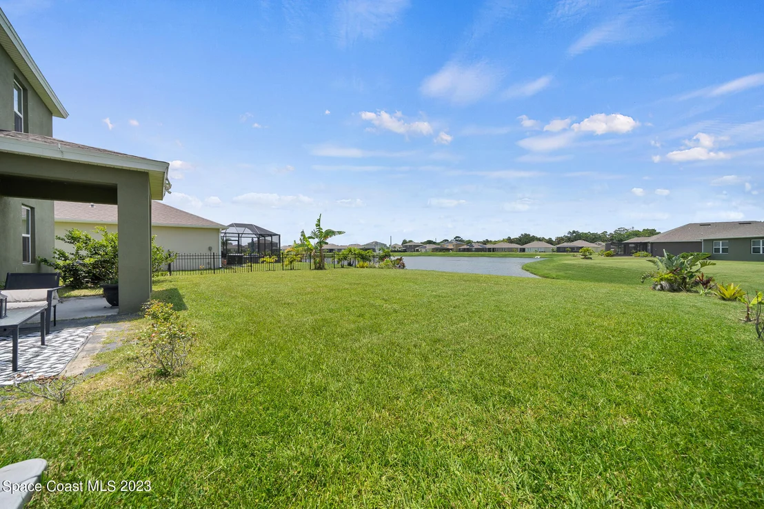 Photo of 215 Sorrento Drive