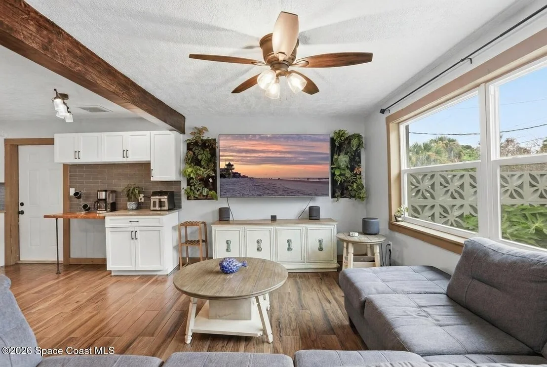 Photo of 112 Lagoon Avenue
