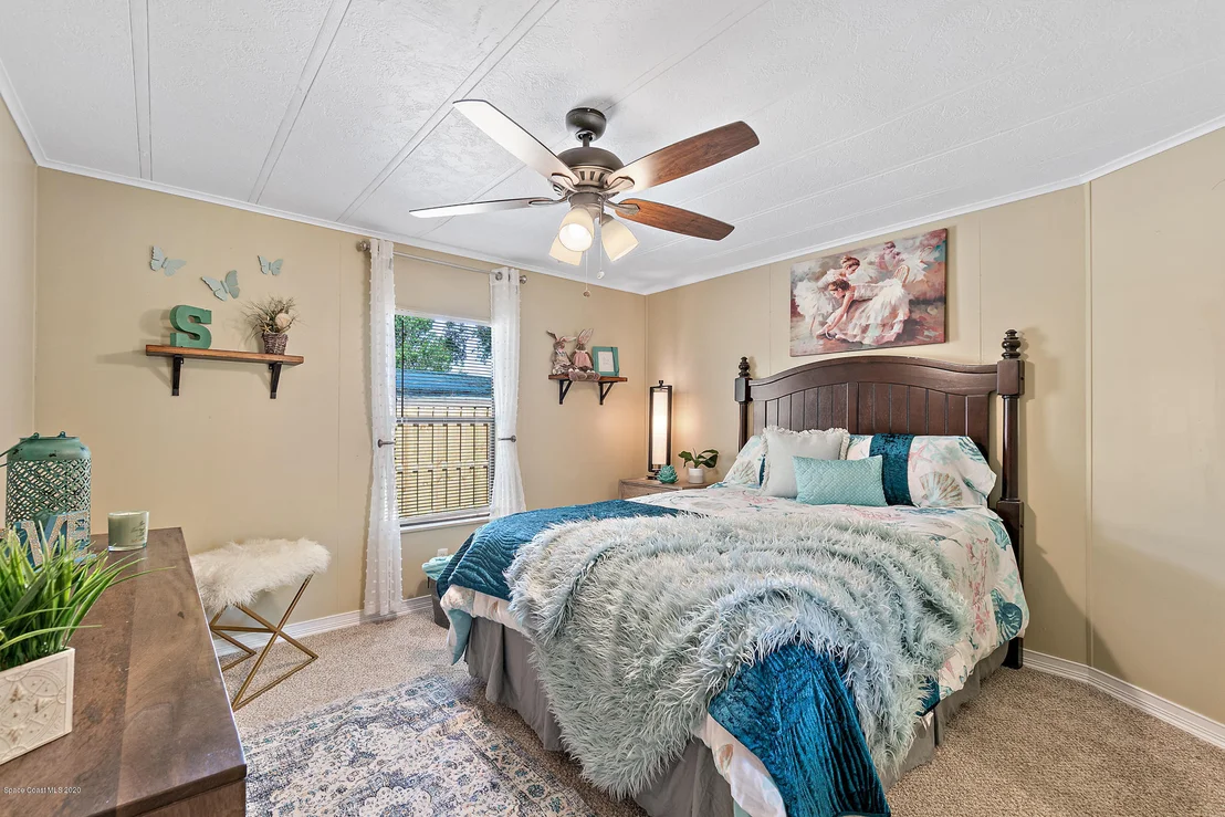 Photo of 105 Vanguard Circle