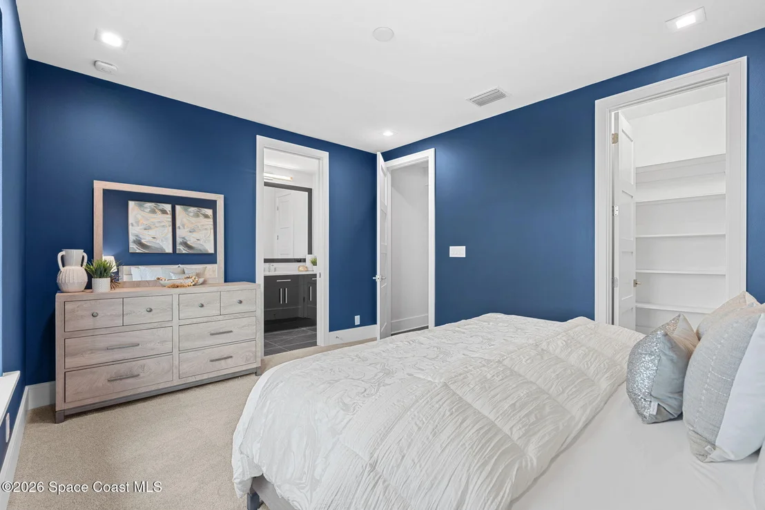Photo of 3618 Lake Adelaide Place