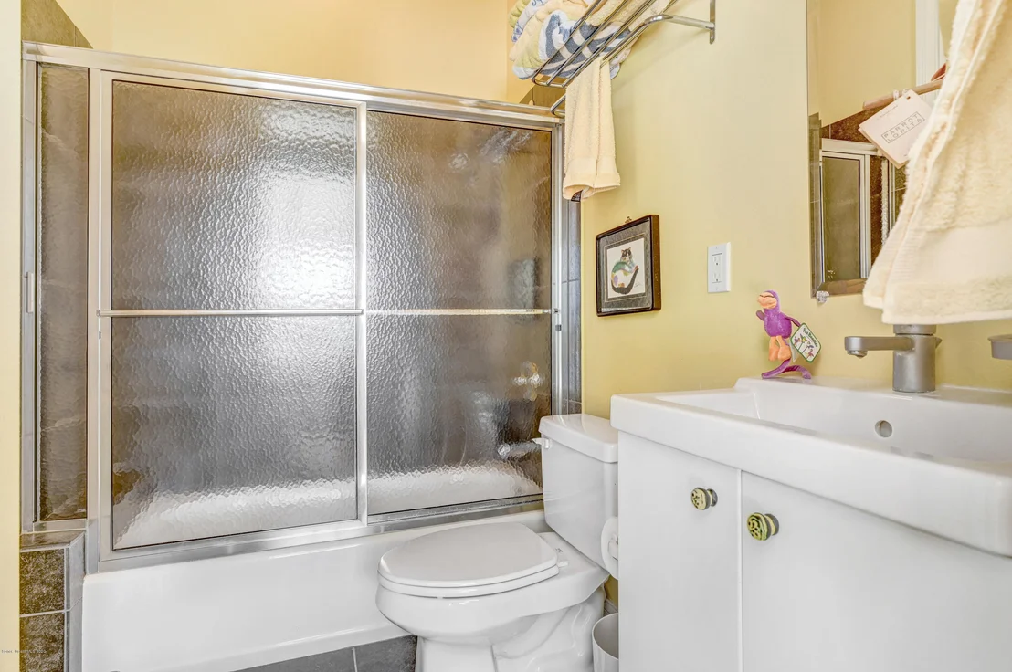 Photo of 5640 Willoughby Drive
