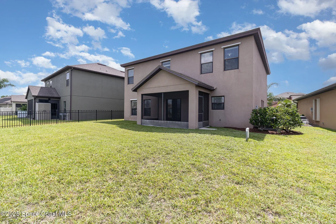 Photo of 889 Fiddleleaf Circle