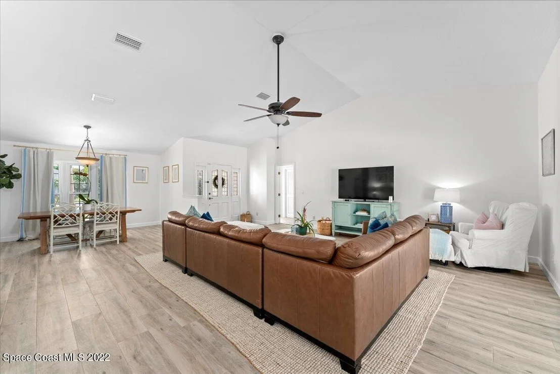 Photo of 836 Spanish Wells Drive