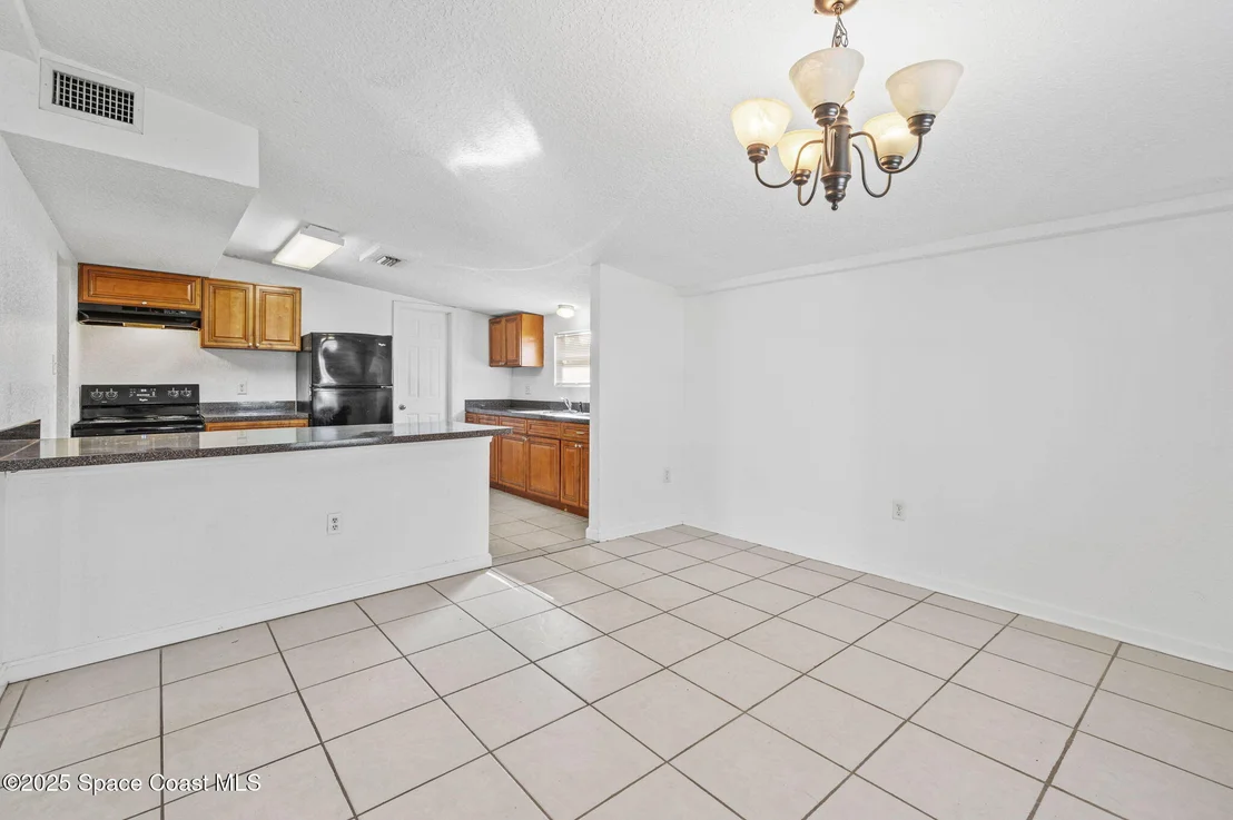 Photo of 907 Espanola Way