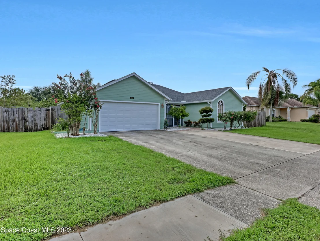 Photo of 6385 Grissom Parkway