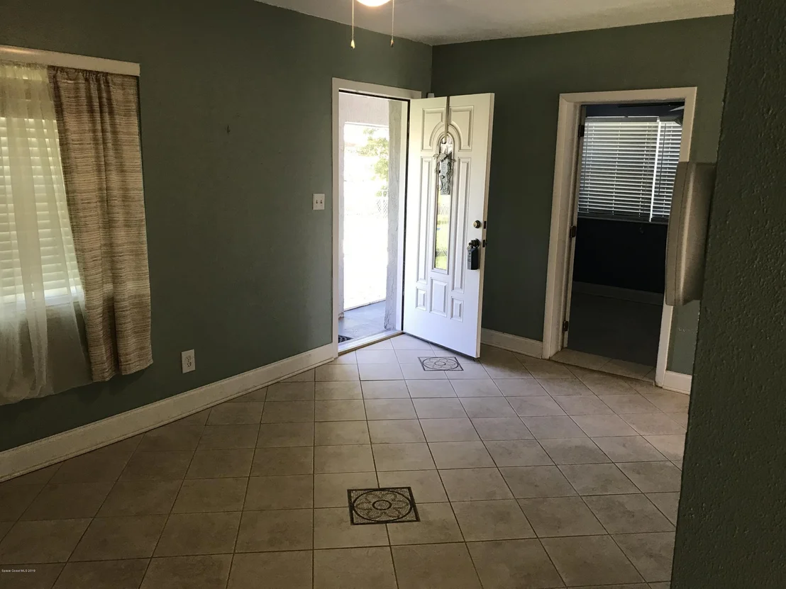 Photo of 319 Vesta Circle