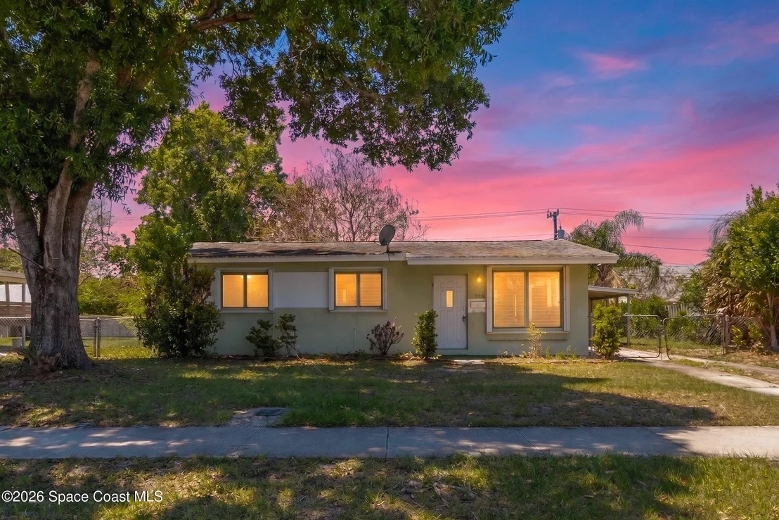 Photo of 3318 Purdue Street