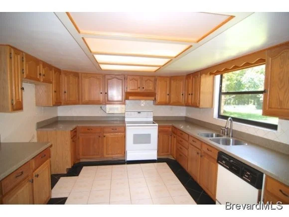 Photo of 4399 Lakeglen