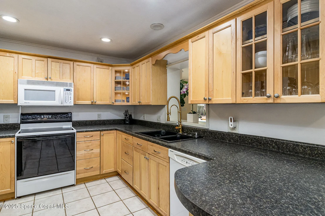 Photo of 2101 Lance Boulevard