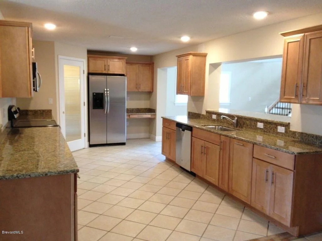 Photo of 255 S Robert Way