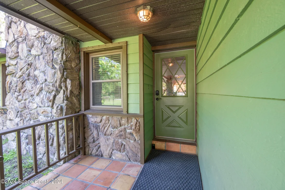 Photo of 3893 Burton Road