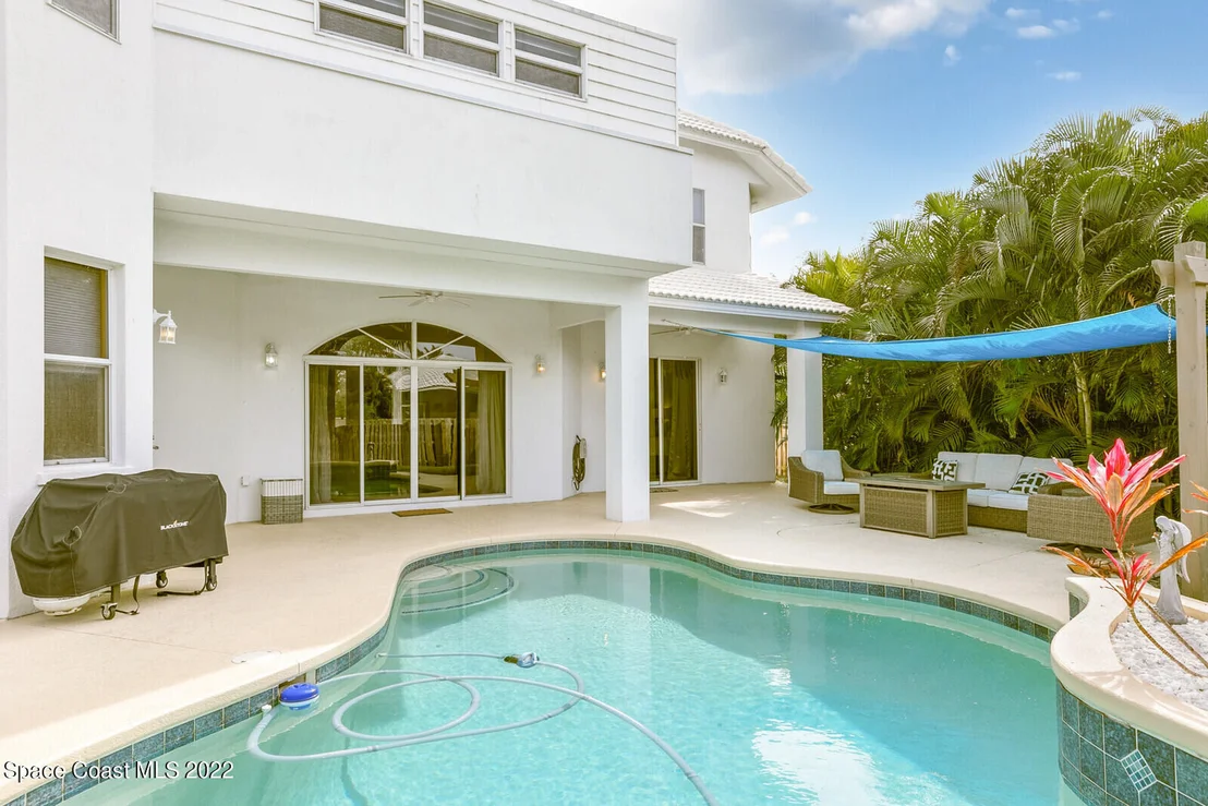 Photo of 218 Waterside Drive