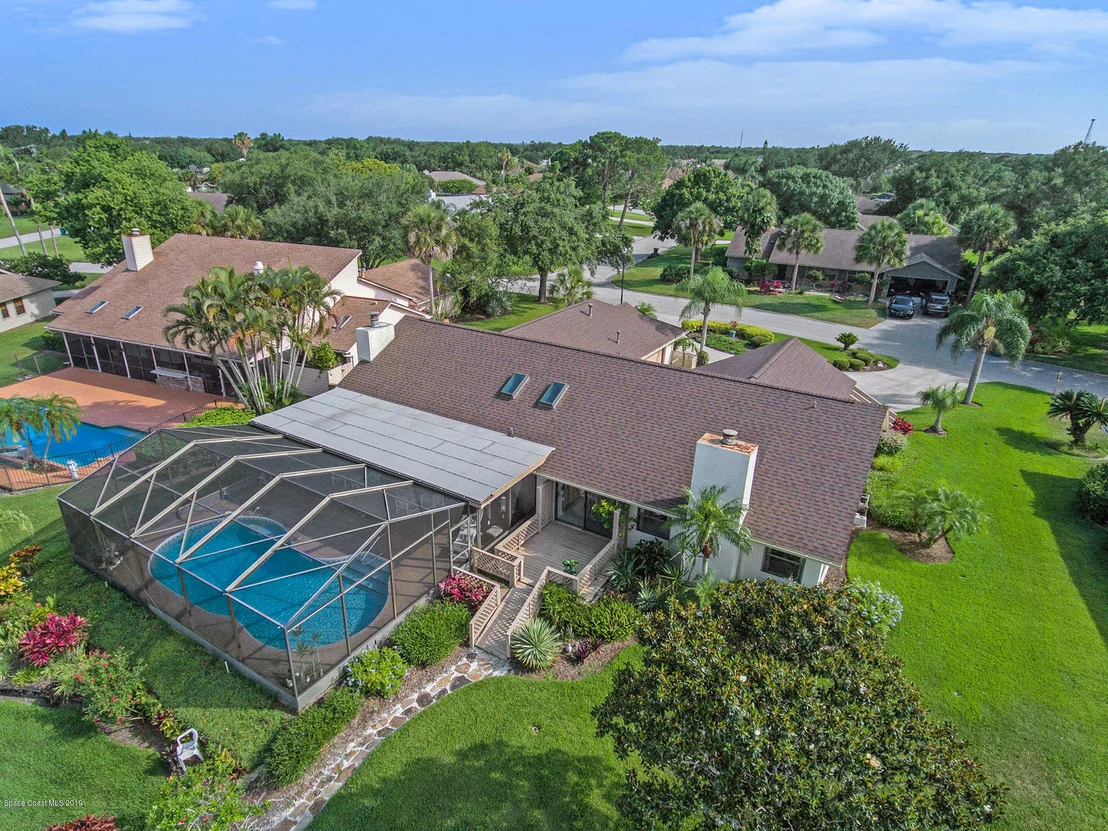 Photo of 561 Crystal Lake Drive