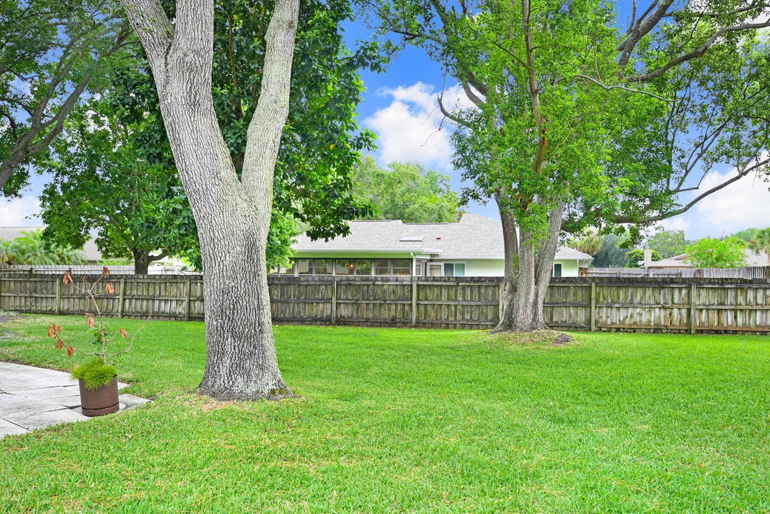 Photo of 1214 Foxfire Court