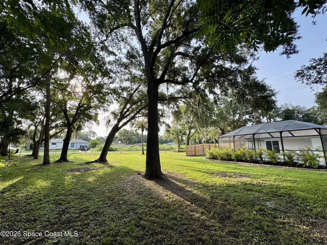 Photo of 1190 Grapefruit Road SE