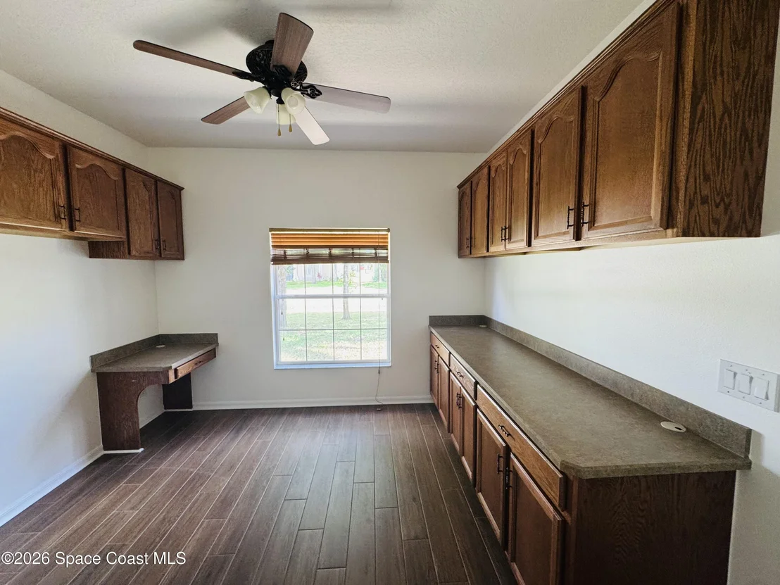 Photo of 1110 Morgan Circle NE