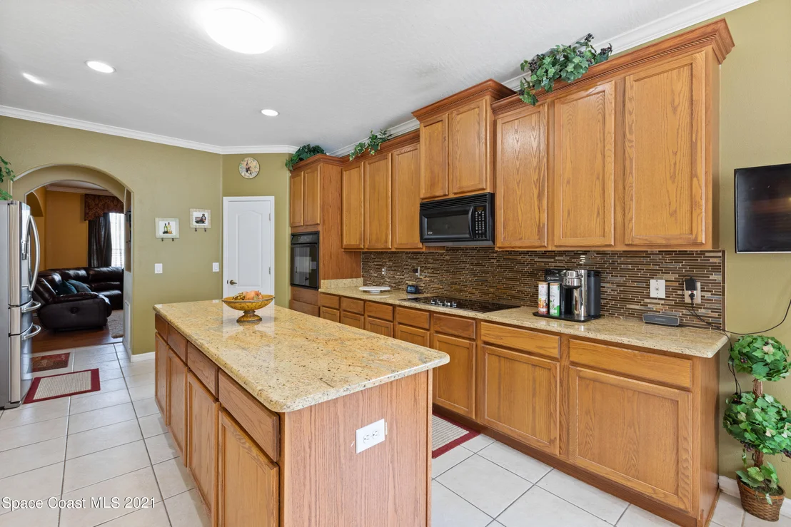 Photo of 3416 Peninsula Circle