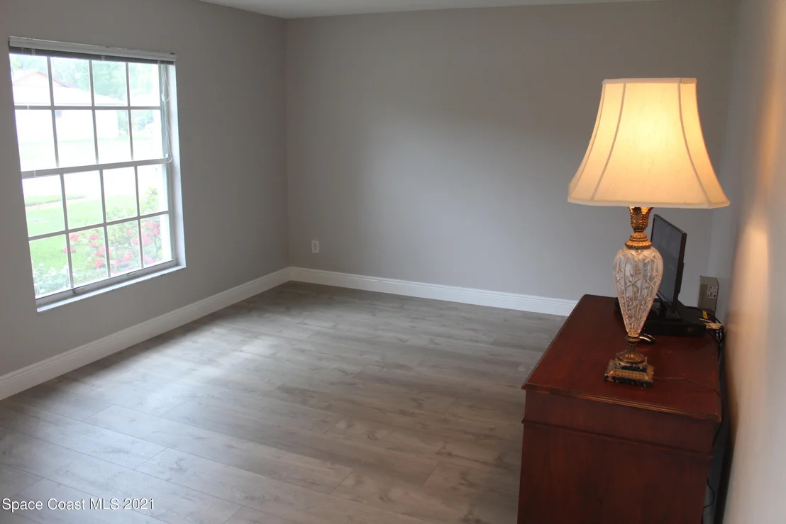 Photo of 794 Laurel Drive