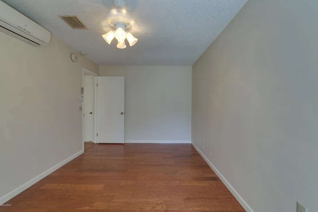Photo of 1536 Clover Circle