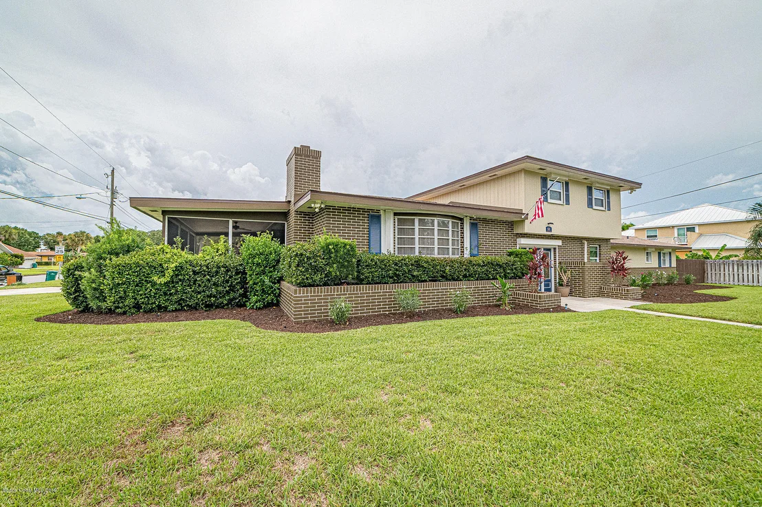 Photo of 601 Edgewood Drive